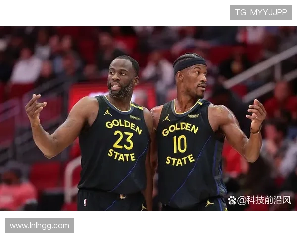 76人主场迎战热火 全力争取季后赛席位 双方核心球员状态决定胜负走势