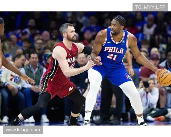 76人对阵热火:恩比德与巴特勒正面对决,谁能主宰东部季后赛格局 76人对阵热火:恩比德与巴特勒正面对决,谁能主宰东部季后赛格局