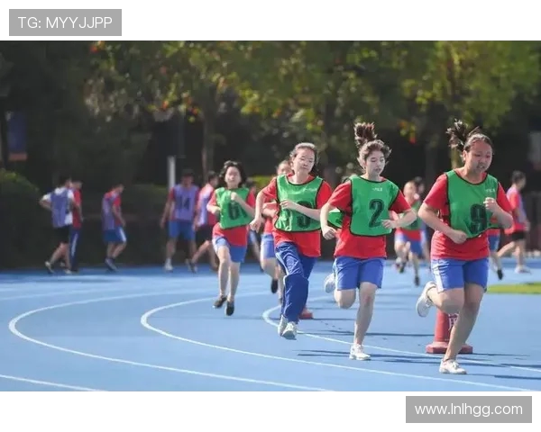 探讨体育运动对身心健康的全面影响及其在现代生活中的重要性