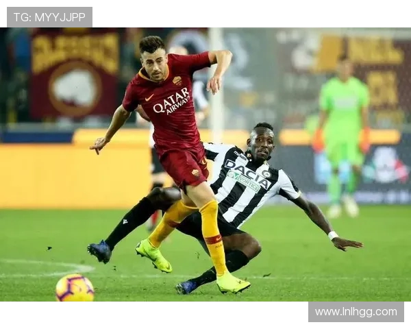 乌迪内斯主场迎战卡球队全力争胜展现实力与决心