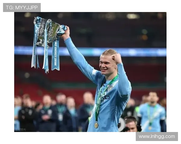 哈兰德狂揽五球助曼城大胜莱比锡创欧冠新纪录